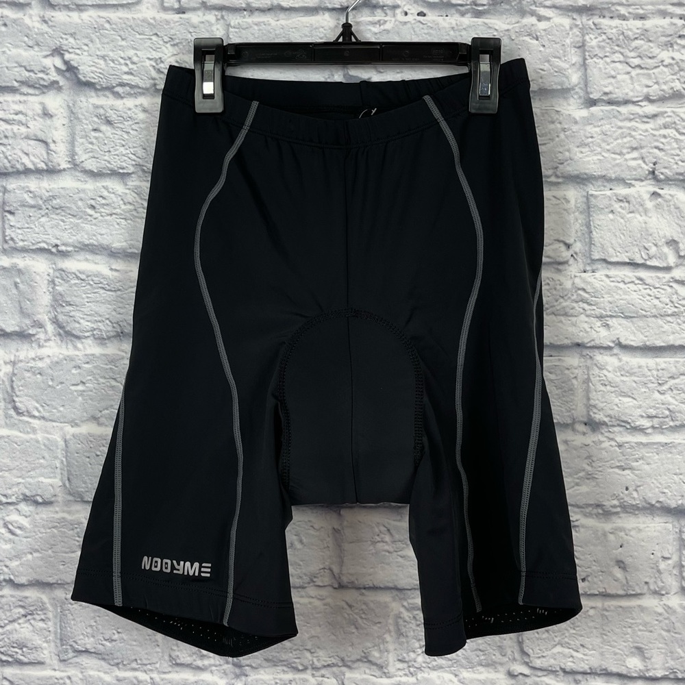 Nooyme Cycling Shorts Size Large NWT!!!!!!